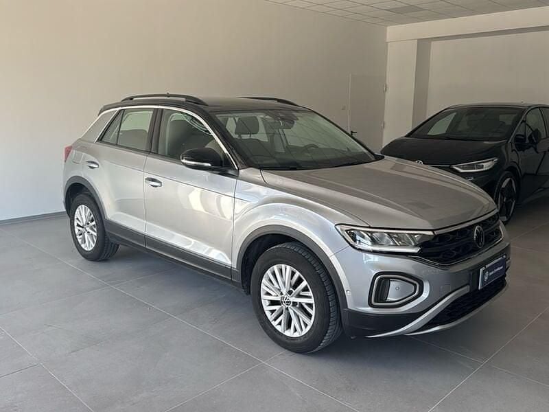 Usata VW T-Roc Life 150 CV (110 kW) 2025 Argento SUV