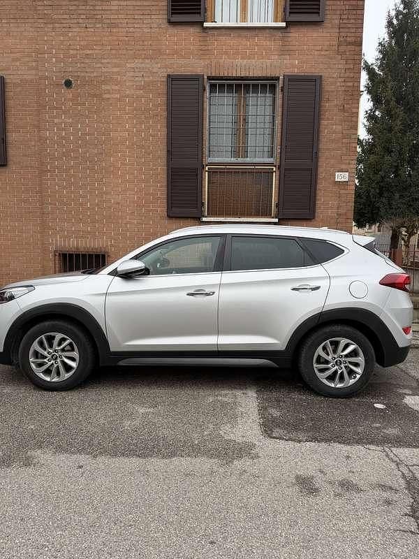 Usata Hyundai Tucson Xpossible 141 CV (103 kW) 2017 SUV