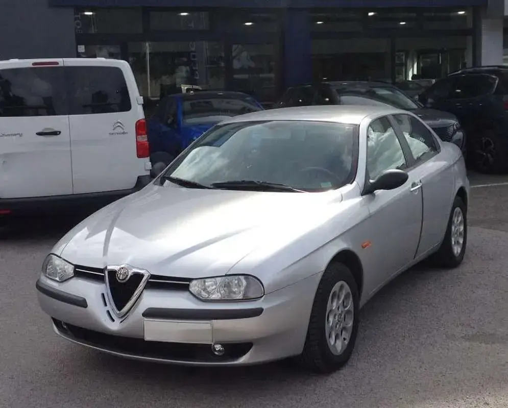 Usata Alfa Romeo 156 155 CV (114 kW) 1998 Grigio Berlina