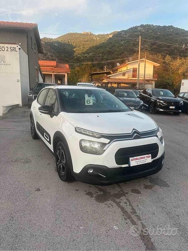 Bianco Usata 2022 Citroën C3 Feel Due volumi | 13.500 € (Buon prezzo) - Immagine 1/4