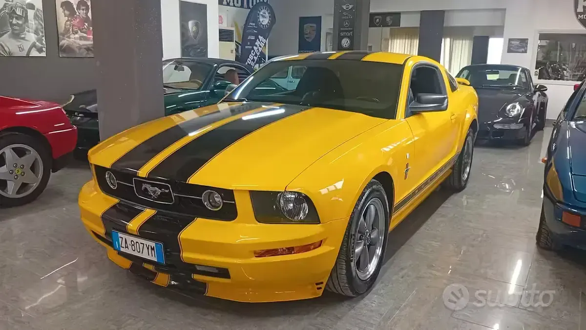 Usata Ford Mustang 212 CV (155 kW) 2006 Giallo Berlina