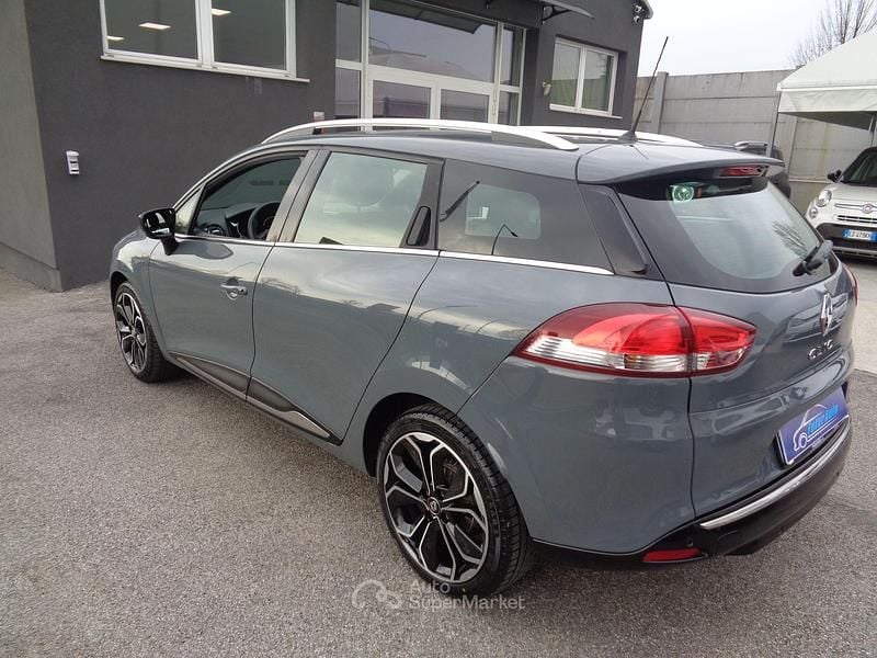 Usata Renault Clio GrandTour 76 CV (55 kW) 2019 Gray Station wagon