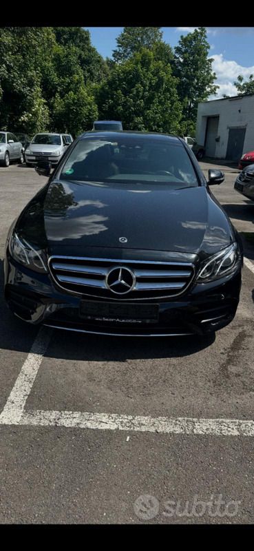 Usata Mercedes E220 2020 Nero Berlina