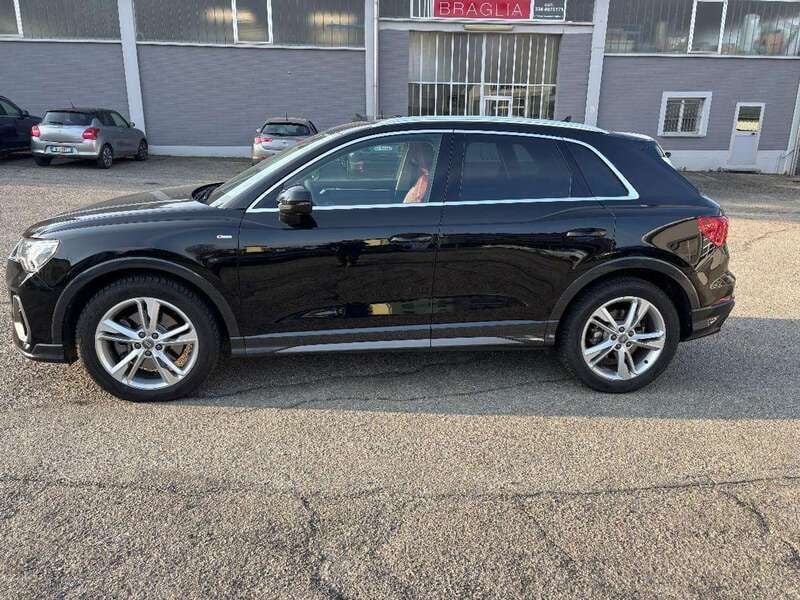 Nero Usata 2019 Audi Q3 S-Line SUV | 33.800 € (Buon prezzo) - Immagine 1/4