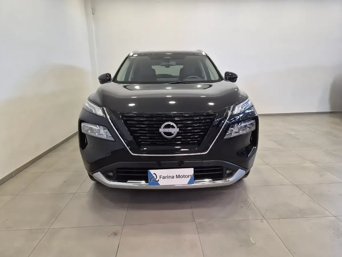 Usata Nissan X-Trail 158 CV (116 kW) 2024 Nero SUV