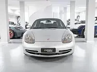 Usata Porsche 911 Carrera 4 300 CV (220 kW) 2000 Argento Coupé