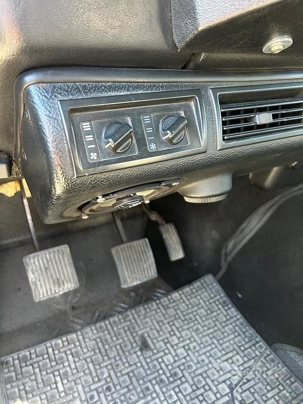 Usata Land Rover Defender 122 CV (89 kW) 2002 Nero SUV