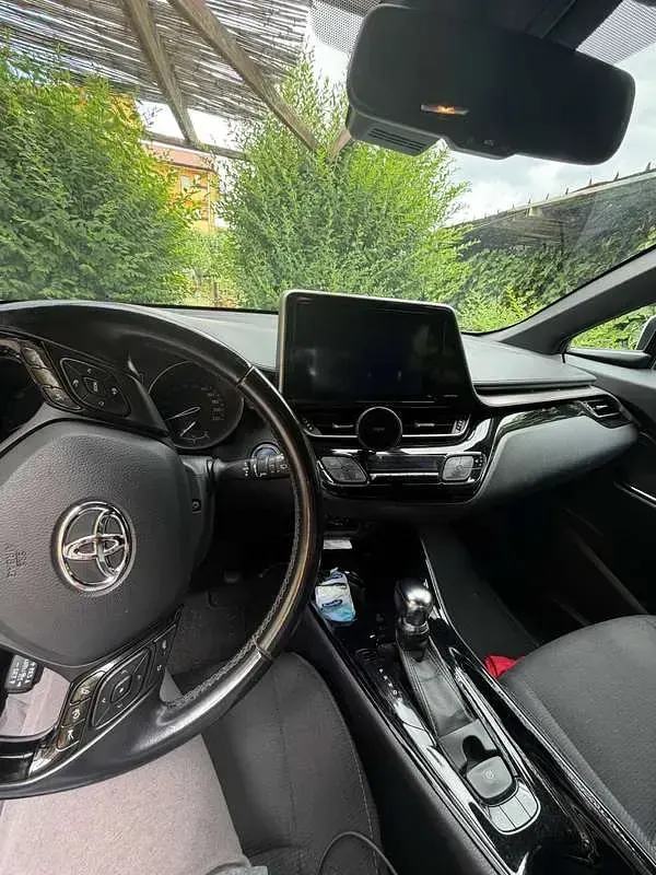Occasion Toyota C-HR Trend 98 ch (72 kW) 2018 SUV