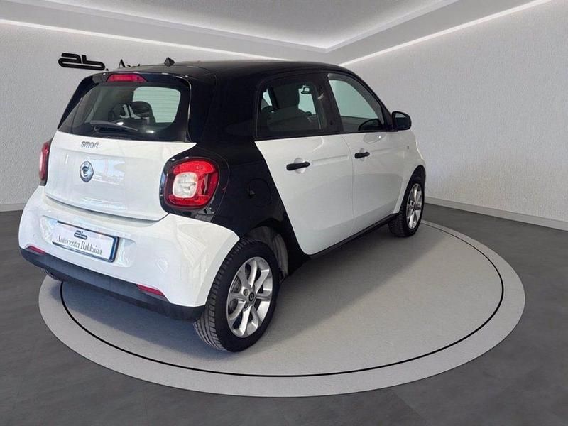Usata Smart ForFour Prime 71 CV (52 kW) 2018 Bianco/tetto nero Utilitaria