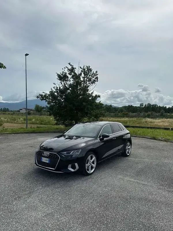 Usata Audi A3 Sportback Ambiente 116 CV (85 kW) 2021 Nero Utilitaria