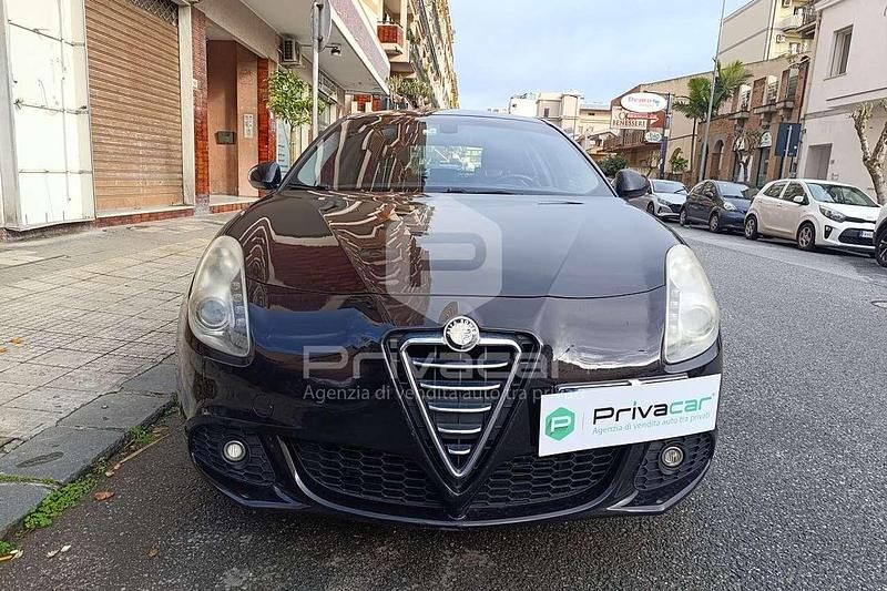 Usata Alfa Romeo Giulietta Distinctive 105 CV (77 kW) 2012 Nero Utilitaria