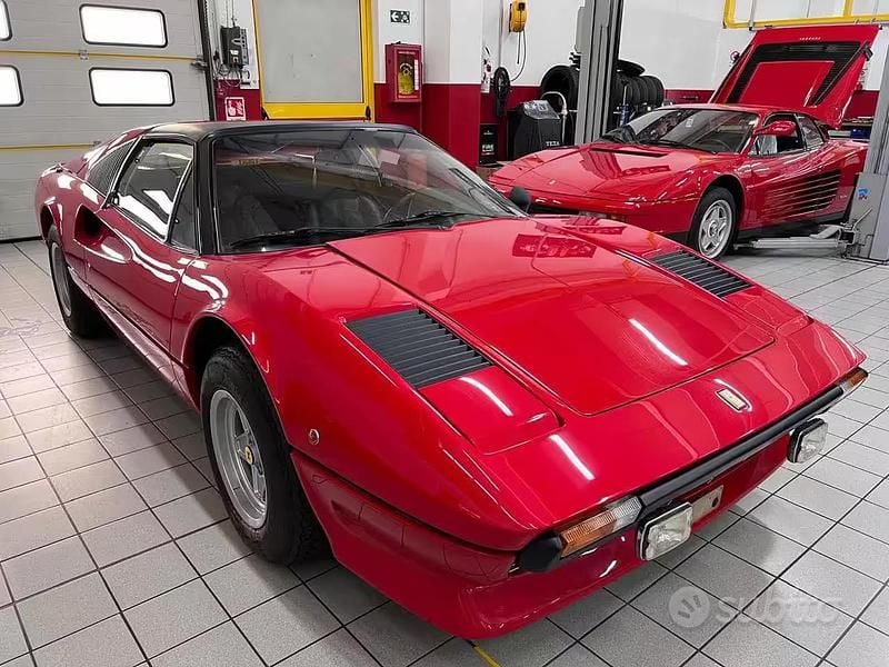 Usata Ferrari 208 155 CV (114 kW) 1981 Rosso Coupé