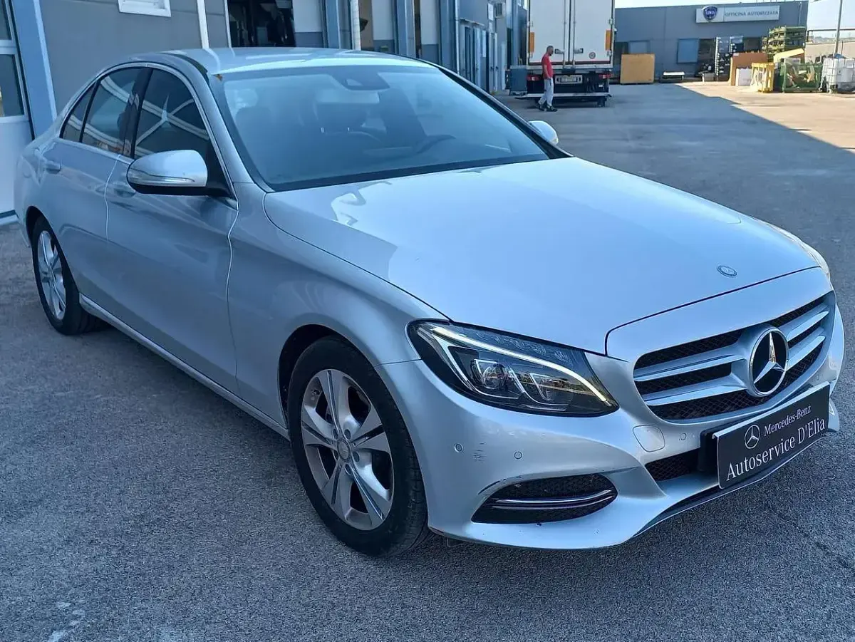 Usata Mercedes C220 170 CV (125 kW) 2014 Argento Berlina