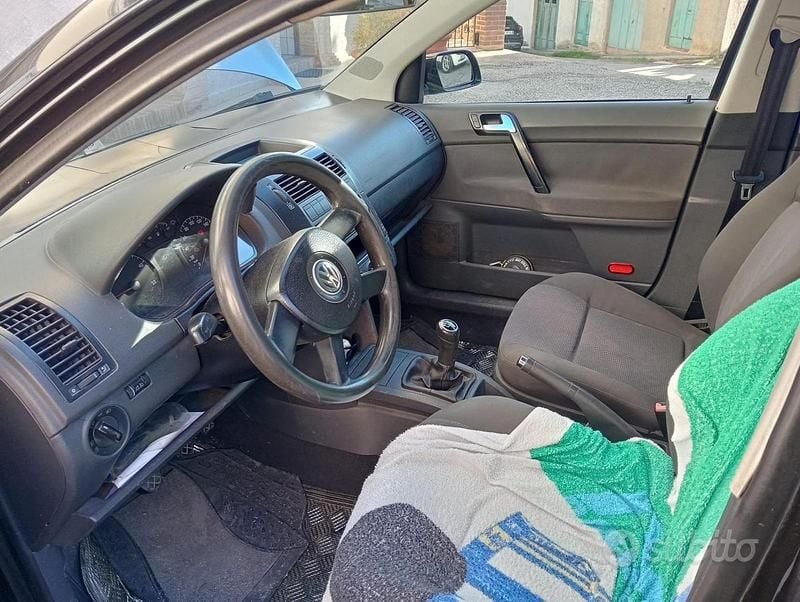 Usata VW Polo 2004 Nero Utilitaria