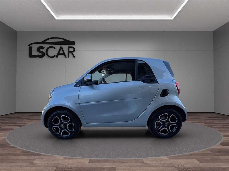 Usata Smart ForTwo Coupé Passion 71 CV (52 kW) 2017 Grigio Utilitaria