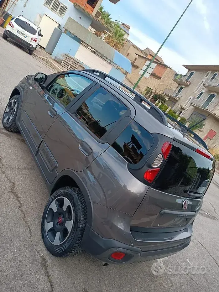 Usata Fiat Panda Cross Cross 69 CV (50 kW) 2018 Grigio Utilitaria