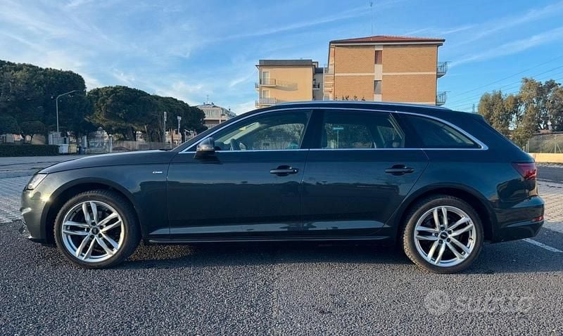 Usata Audi A4 S-Line 170 CV (125 kW) 2017 Grigio Station wagon