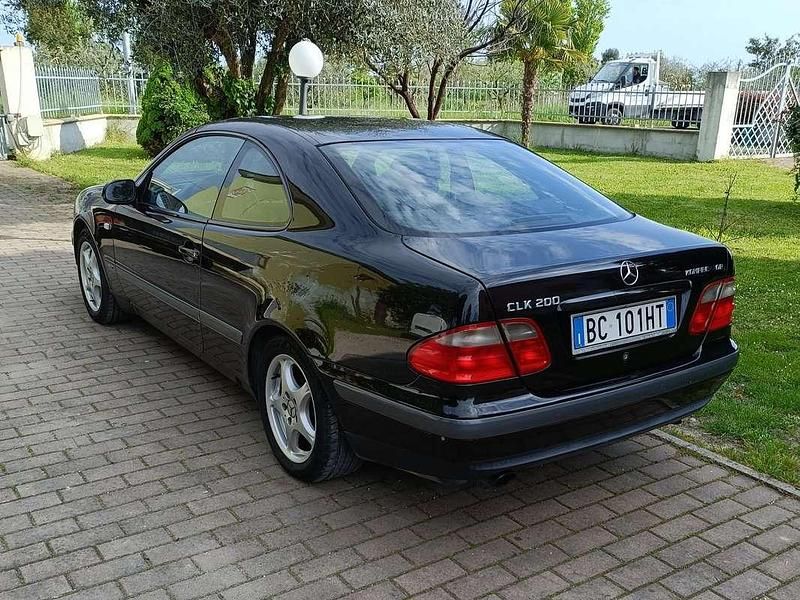 Usata Mercedes CLK200 136 CV (100 kW) 1998 Nero Coupé