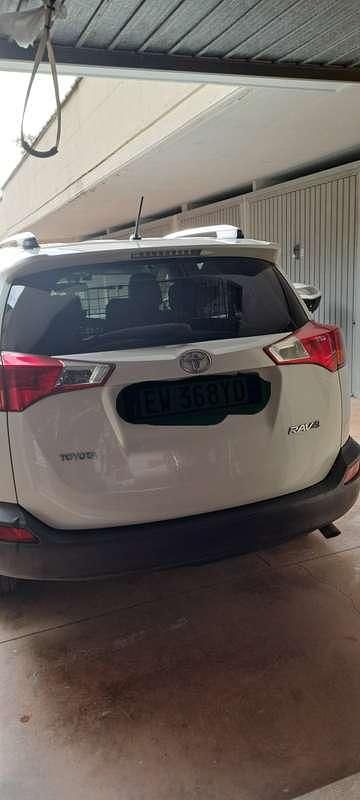 Usata Toyota RAV4 124 CV (91 kW) 2014 Bianco SUV
