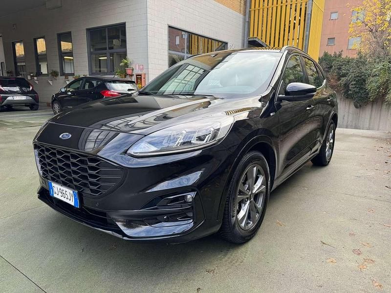 Usata Ford Kuga ST-Line 152 CV (111 kW) 2022 Other SUV