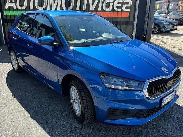 Usata Skoda Fabia Ambition 80 CV (58 kW) 2023 Blu Utilitaria