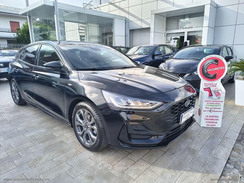 Nero Usata 2022 Ford Focus ST-Line X Tre volumi | 20.950 € (Molto cara) - Immagine 1/4