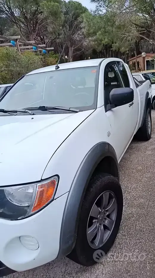 Usata Mitsubishi L200 136 CV (100 kW) 2007 Bianco Pick-up