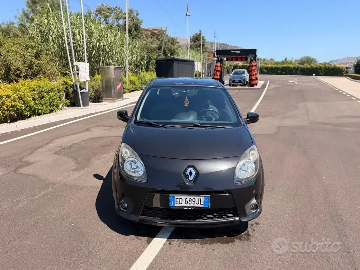 Usata Renault Twingo Dynamique 75 CV (55 kW) 2010 Nero Utilitaria