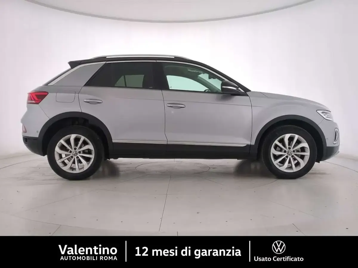 Usata VW T-Roc Style 110 CV (80 kW) 2023 Grigio SUV