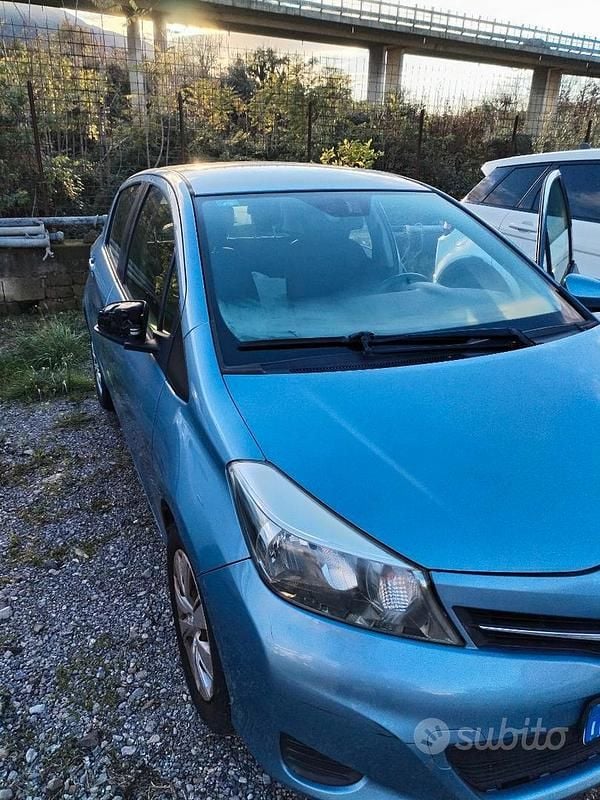 Usata Toyota Yaris 2012 Utilitaria