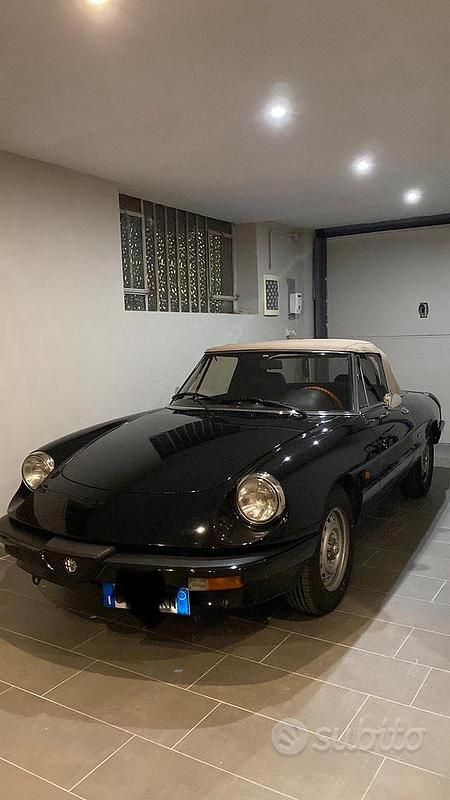 Usata Alfa Romeo Spider 1986 Nero Cabrio