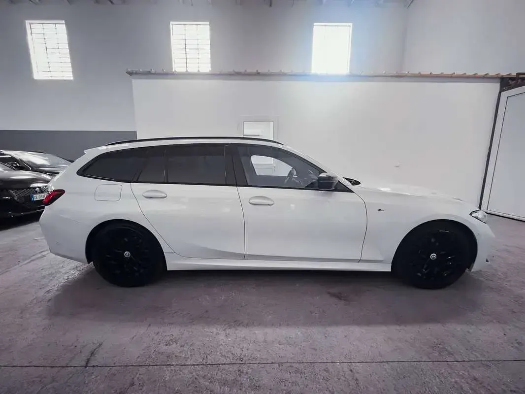 Usata BMW 318 M Sport 150 CV (110 kW) 2023 Bianco Station wagon