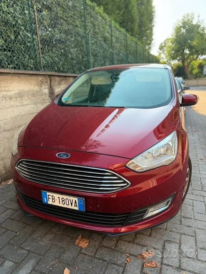 Usata Ford C-MAX Titanium 120 CV (88 kW) 2015 Rosso Monovolume