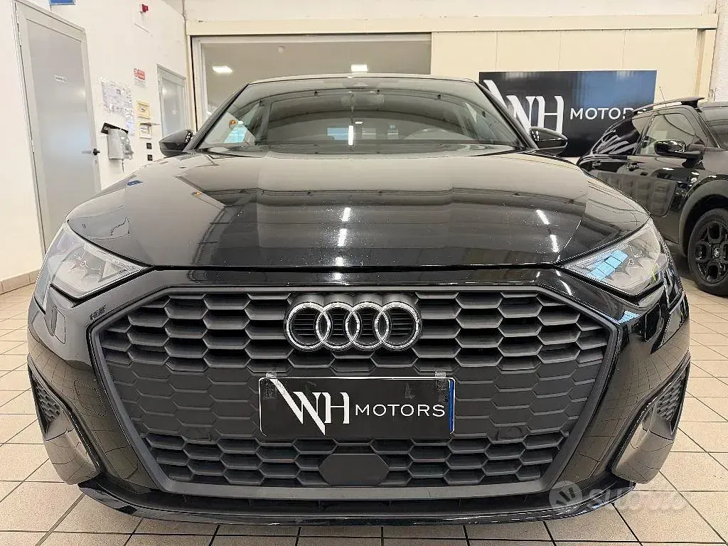 Usado Audi A3 116 CV (85 kW) 2020 Negro Berlina