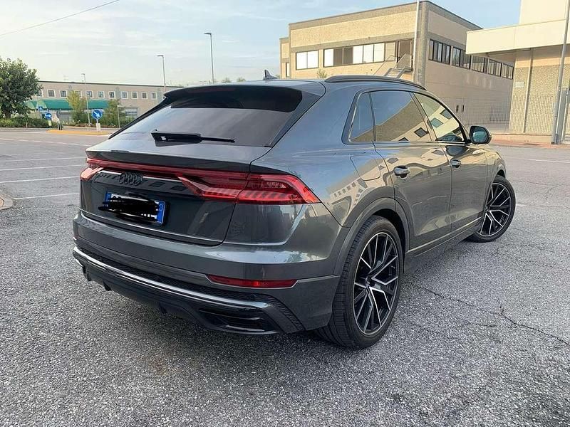 Usata Audi Q8 Sport 231 CV (169 kW) 2021 SUV
