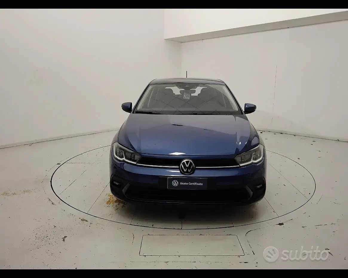 Usata VW Polo Life 95 CV (69 kW) 2025 Blu Utilitaria