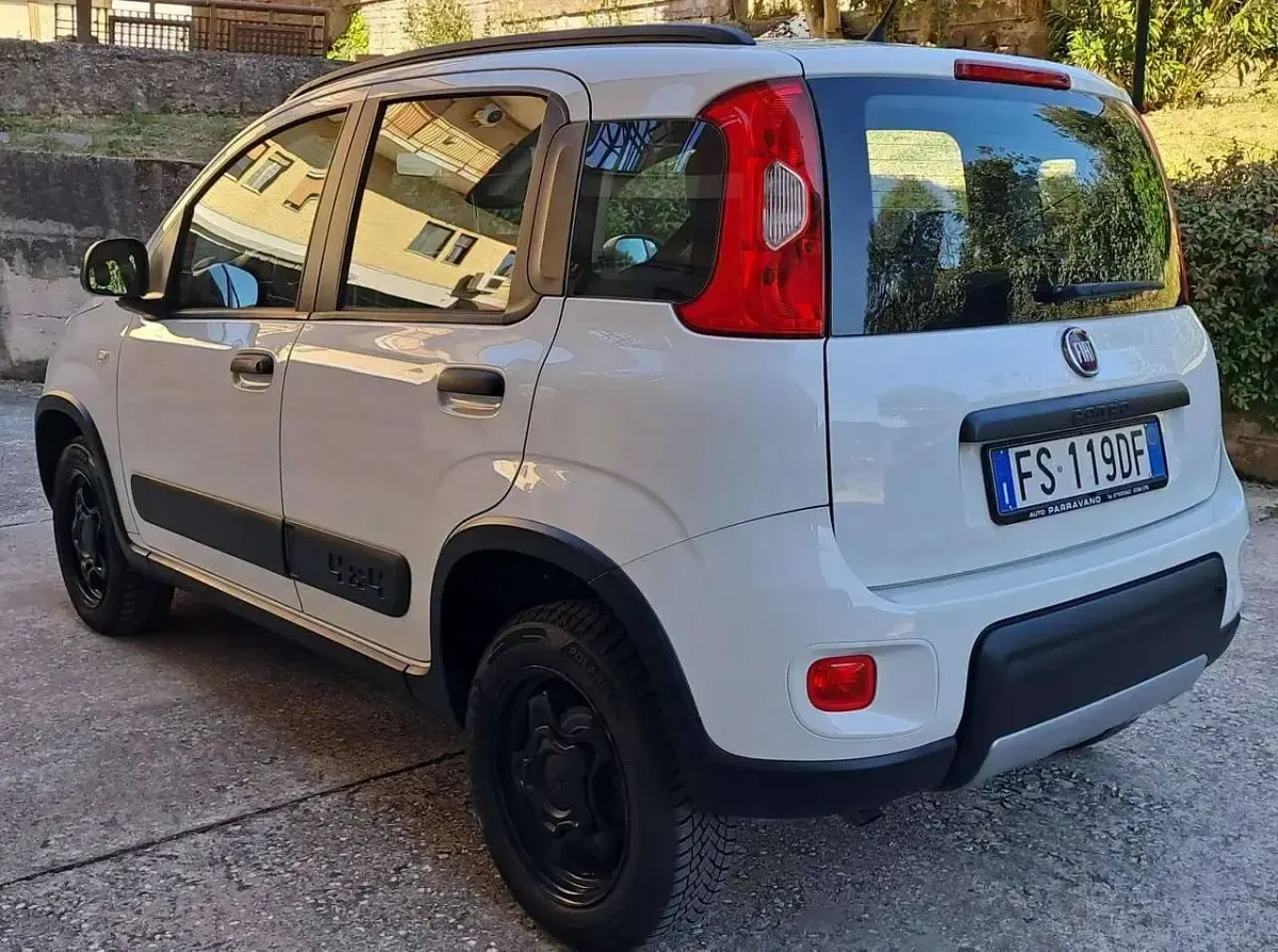 Usata Fiat Panda 4x4 95 CV (69 kW) 2018 Bianco Utilitaria