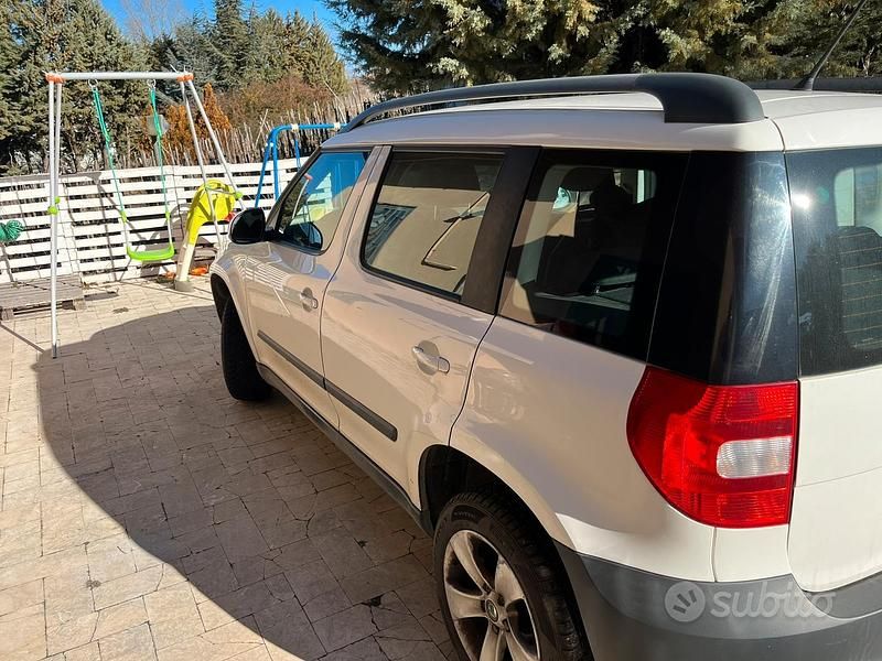 Occasion Skoda Yeti GreenLine 105 PK (77 kW) 2013 Wit SUV