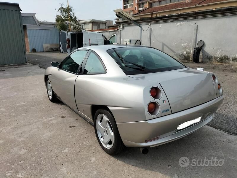 Usata Fiat Coupé 139 CV (102 kW) 1995 Argento Coupé