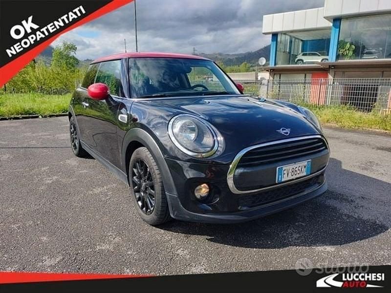 Nero Usata 2019 Mini Cooper Utilitaria | 12.800 € (Ottimo prezzo) - Immagine 1/4