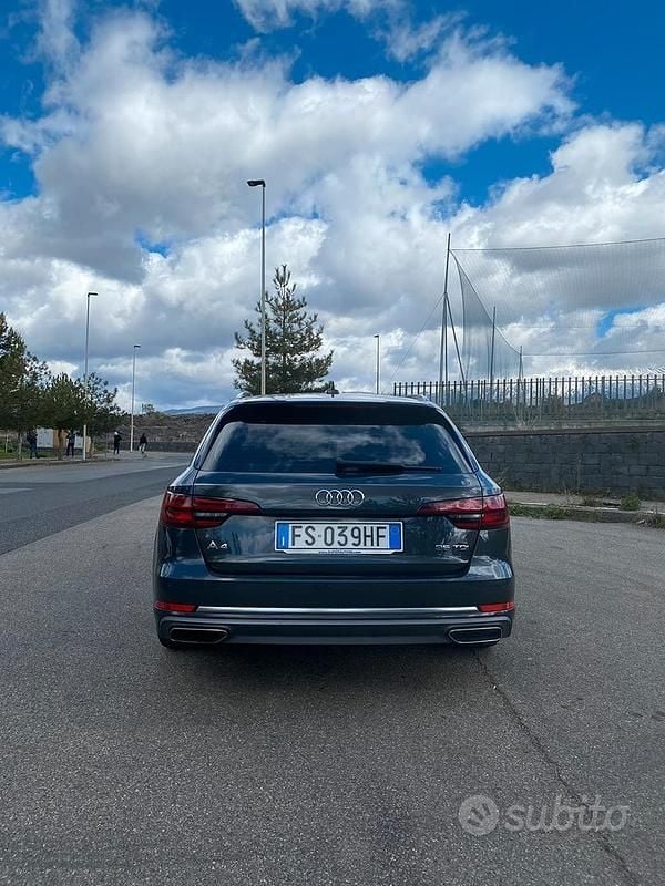 Usata Audi A4 Sport 150 CV (110 kW) 2018 Grigio Station wagon