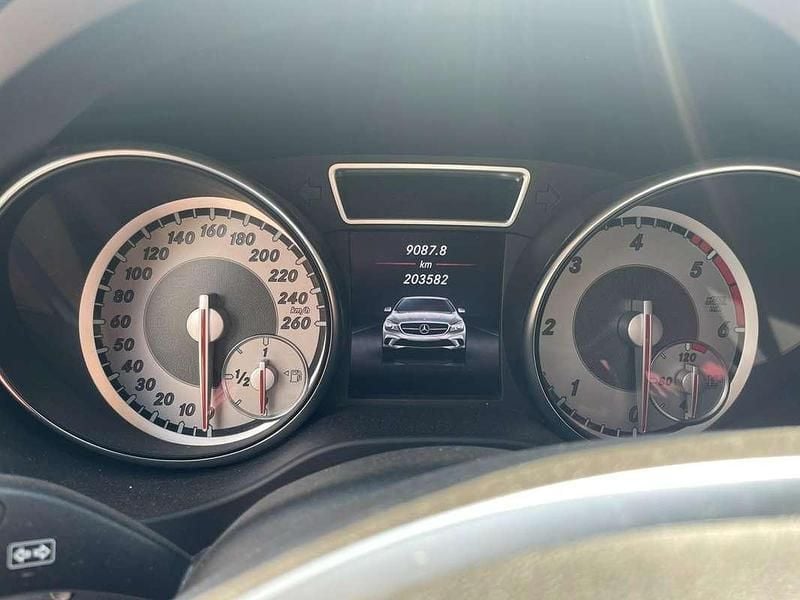 Usata Mercedes CLA220 170 CV (125 kW) 2016 Bianco Berlina