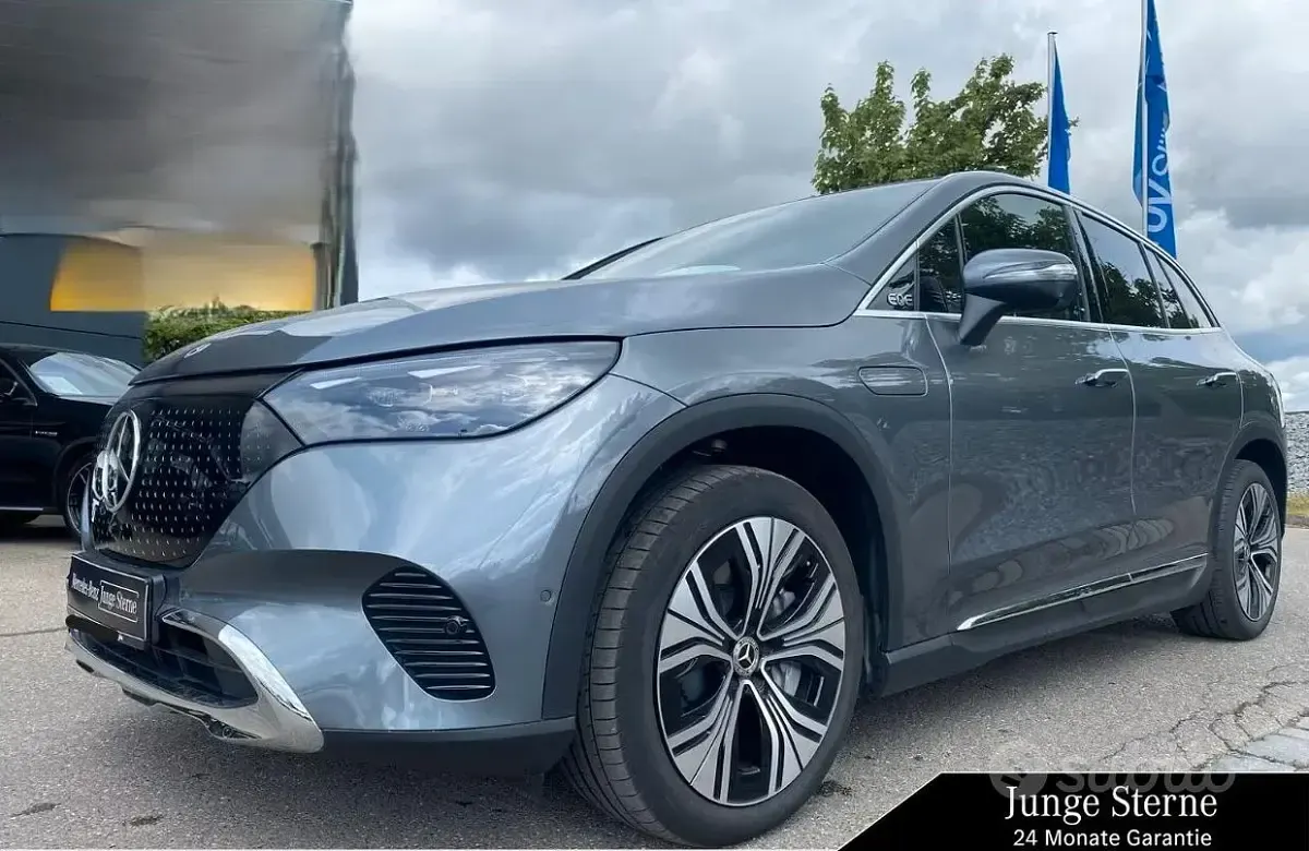 Usata Mercedes EQE300 Electric Art 108 kW (148 CV) 2025 Grigio Berlina