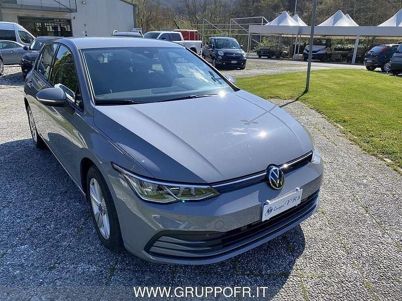 Grigio Usata 2020 VW Golf VII Life Tre volumi | 17.400 € (Buon prezzo) - Immagine 1/4