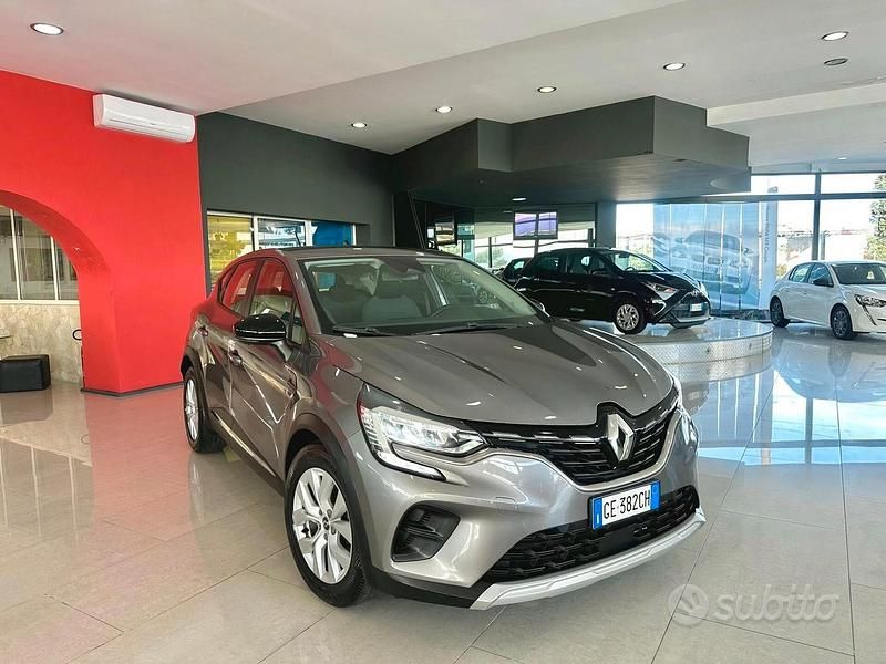 Usata Renault Captur Intens 115 CV (84 kW) 2021 Grigio SUV