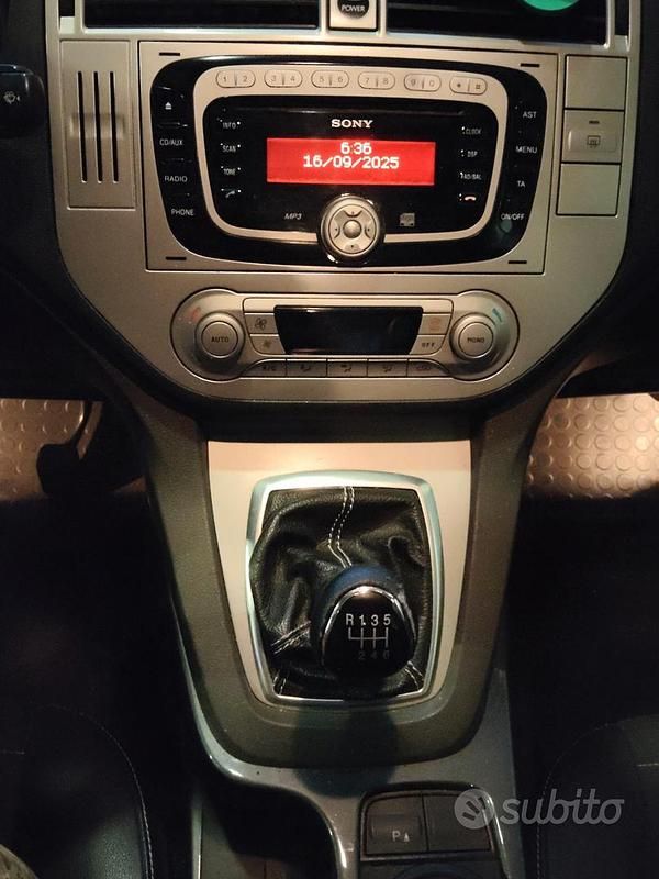 Usata Ford Kuga Titanium 136 CV (100 kW) 2009 Bianco SUV