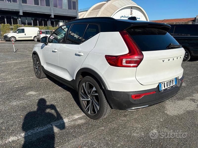 Usata Volvo XC40 R-Design 247 CV (181 kW) 2018 Bianco SUV