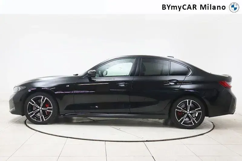 Usata BMW 320e M Sport 190 CV (139 kW) 2025 Grigio Berlina
