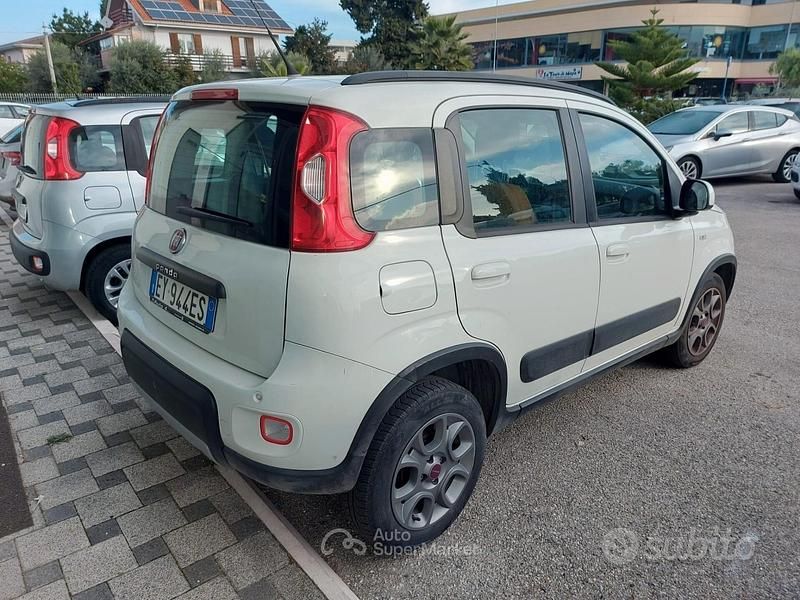 Usata Fiat Panda Trekking 85 CV (62 kW) 2015 Bianco Berlina