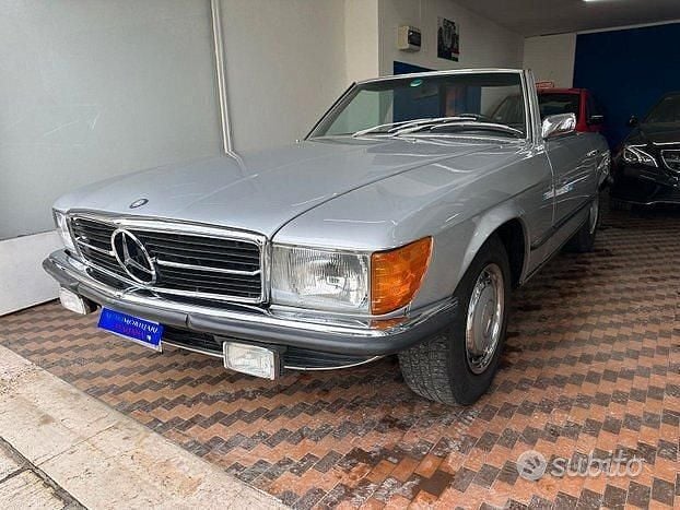 Usata Mercedes SL350 199 CV (146 kW) 1970 Grigio Cabrio